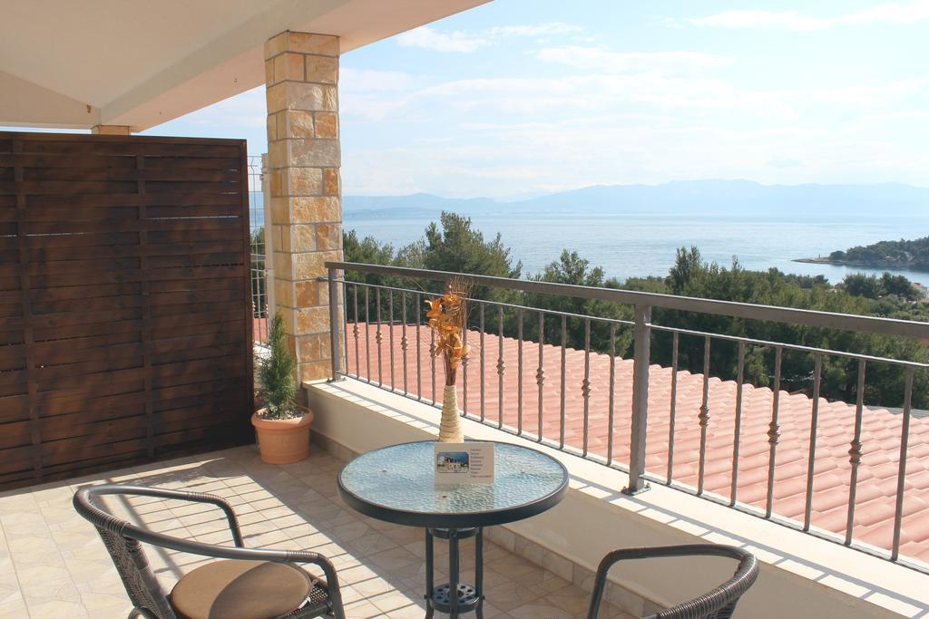 Apartments Kaic Rogač Buitenkant foto